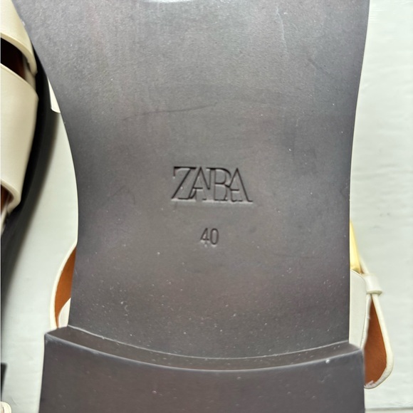 Zara Women's Cream Leather Fisherman Sandals - Picture 6 of 6